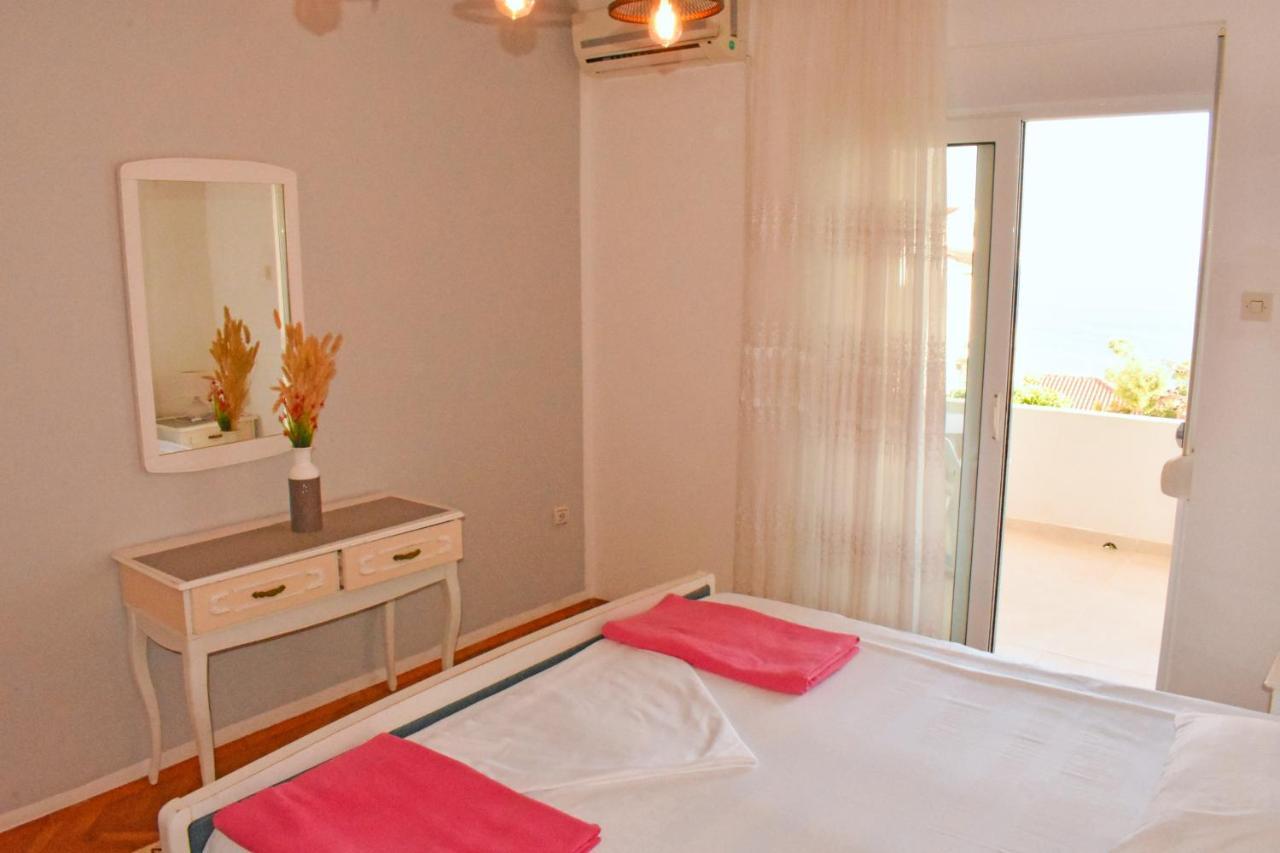 Studio Apartments Jupo Ulcinj Extérieur photo