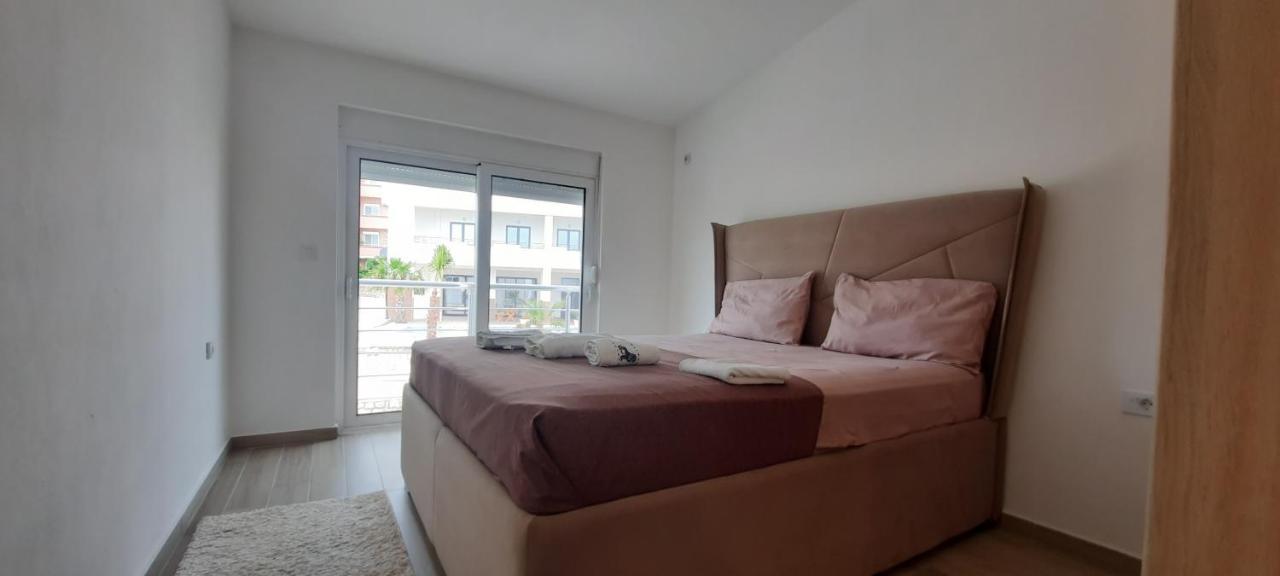 Studio Apartments Jupo Ulcinj Extérieur photo