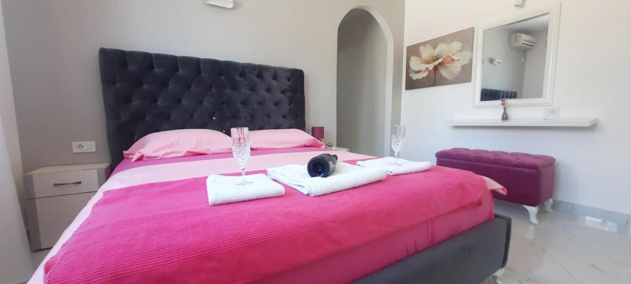 Studio Apartments Jupo Ulcinj Extérieur photo