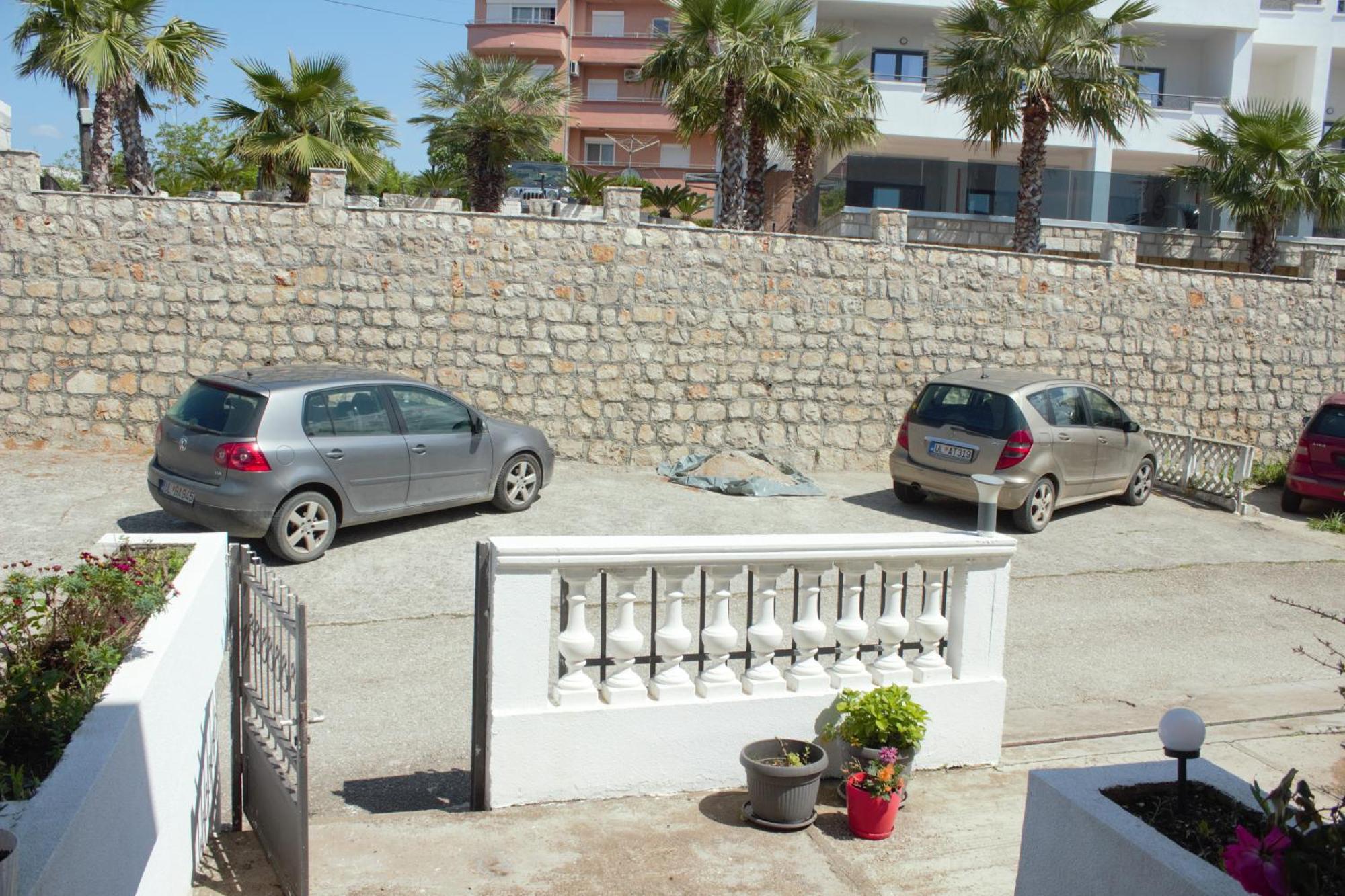 Studio Apartments Jupo Ulcinj Extérieur photo