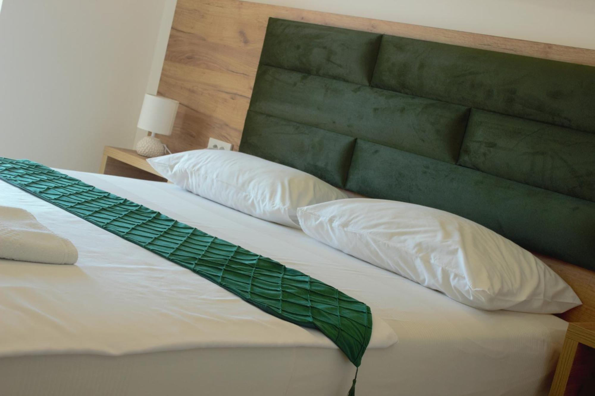 Studio Apartments Jupo Ulcinj Extérieur photo